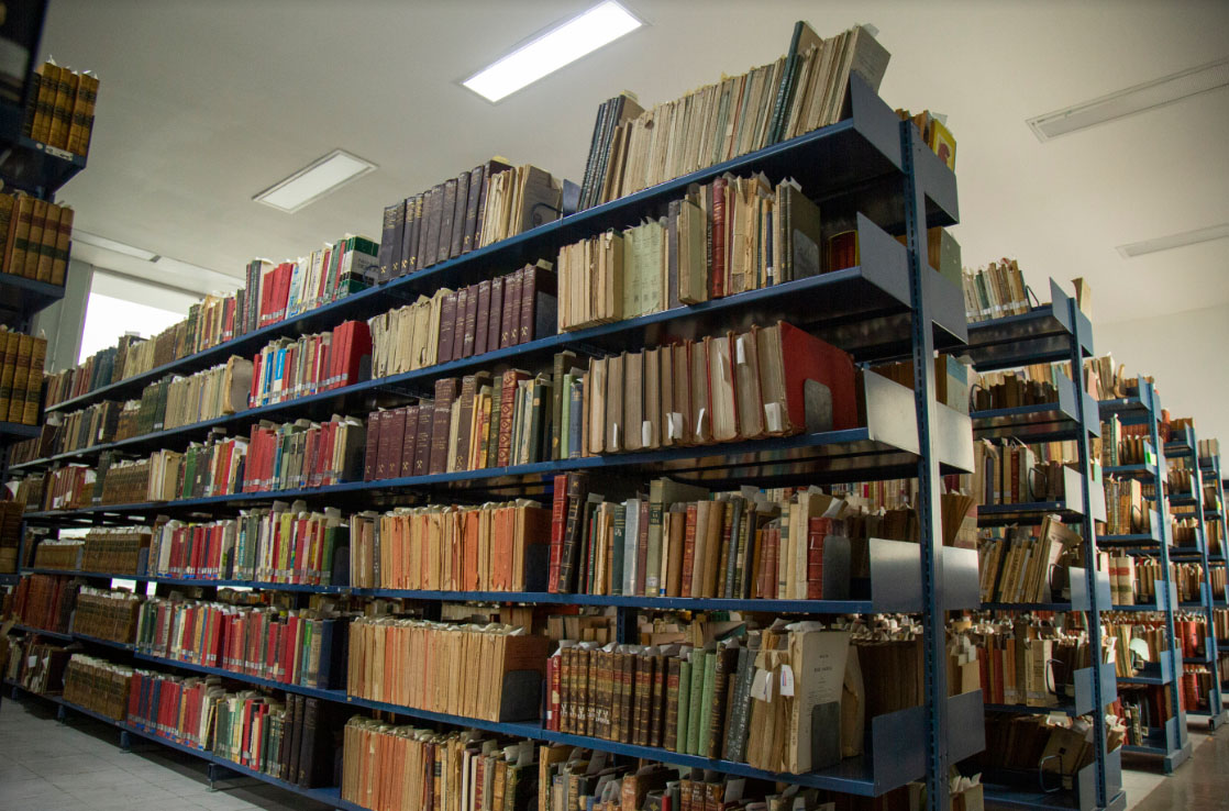 fondo de libros de biblioteca