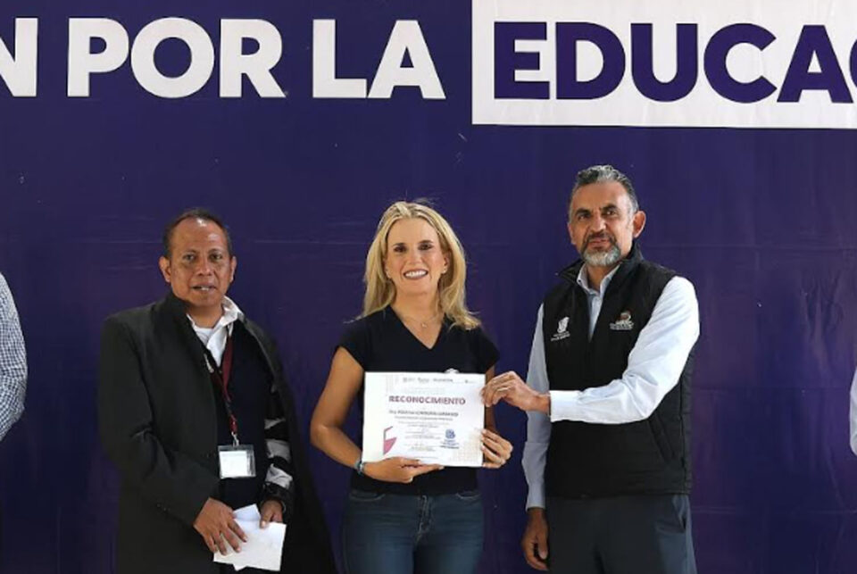 BENEFICIA HUIXQUILUCAN A MIL 400 ESTUDIANTES DE BACHILLERATO CON MEJORA DE SU PLANTEL
