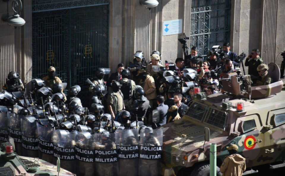 DENUNCIAN INTENTO DE GOLPE DE ESTADO MILITAR EN BOLIVIA