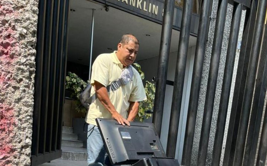 PRD INICIA DESALOJO DE SU SEDE PRINCIPAL EN LA CDMX