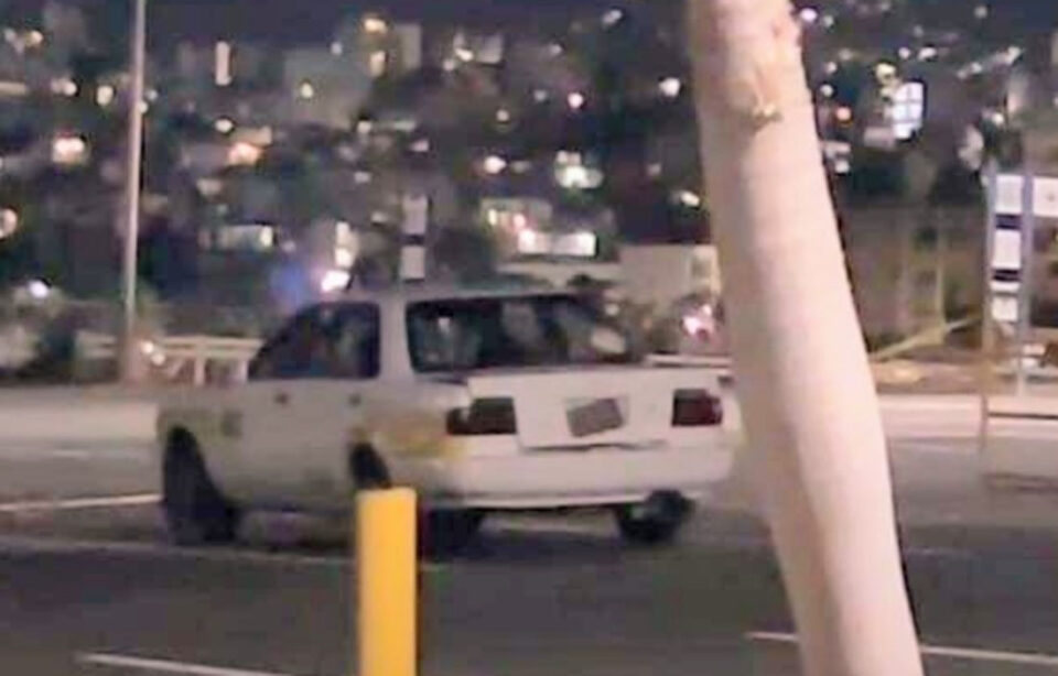 ABANDONAN CUERPOS DESMEMBRADOS EN LA CAJUELA DE UN TAXI EN ACAPULCO