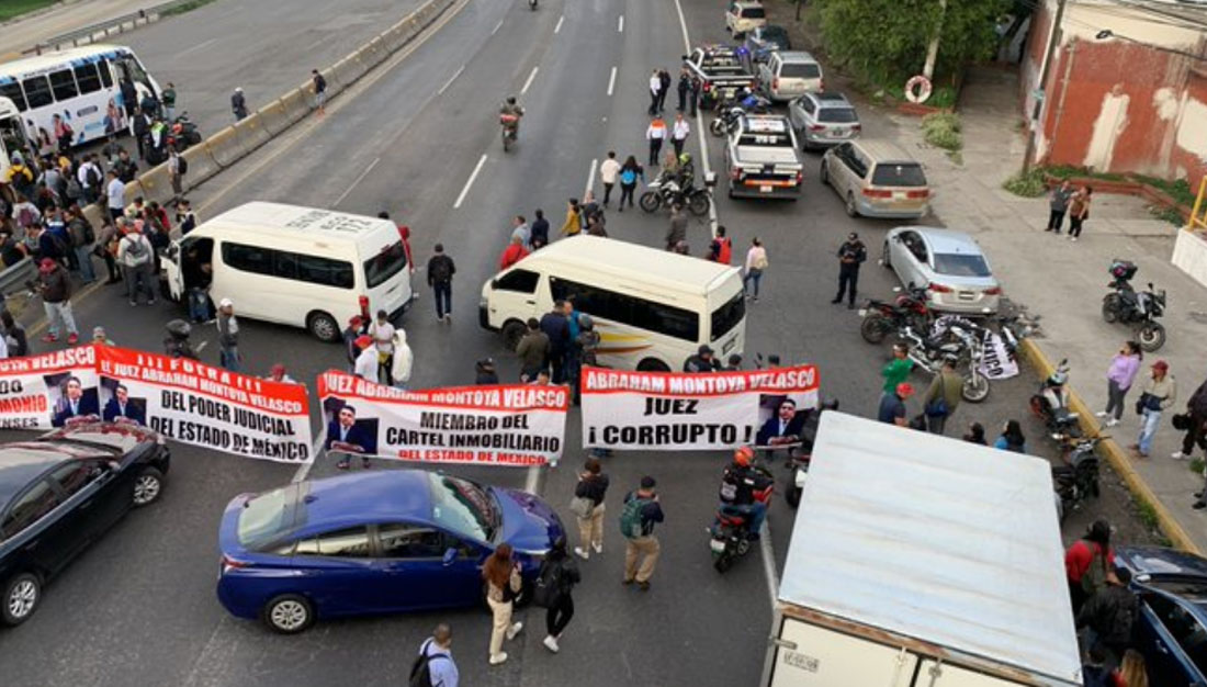 BLOQUEAN AUTOPISTA MÉXICO-PACHUCA POR MANIFESTACIÓN