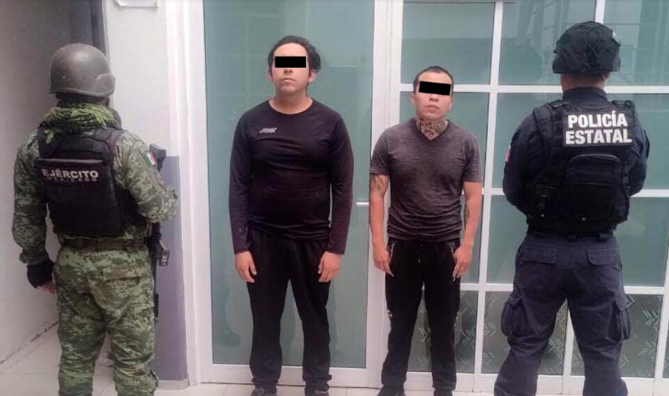 DETIENEN A SUJETOS POR DELITOS CONTRA LA SALUD EN NAUCALPAN