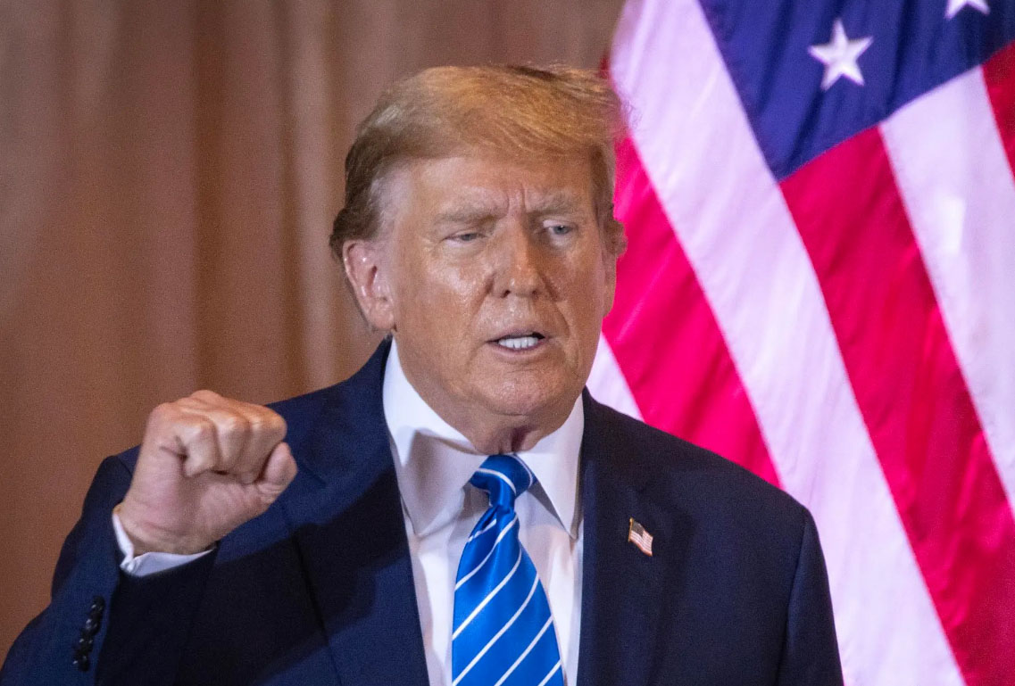 TRUMP ELIGE A STEPHEN MILLER COMO SUBDIRECTOR DE POLÍTICA DE LA CASA BLANCA