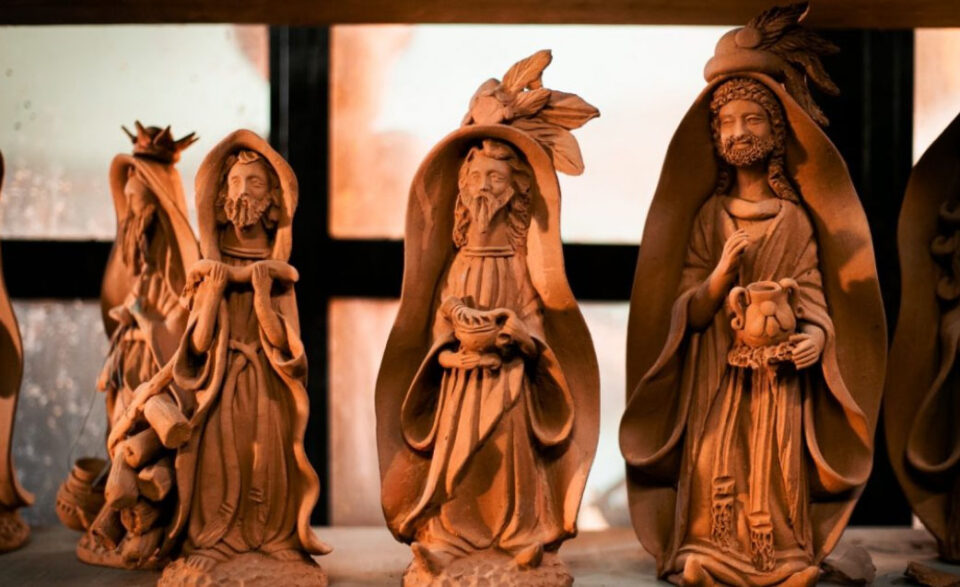 ARTESANOS MEXIQUENSES DAN VIDA A LOS TRADICIONALES NACIMIENTOS NAVIDEÑOS