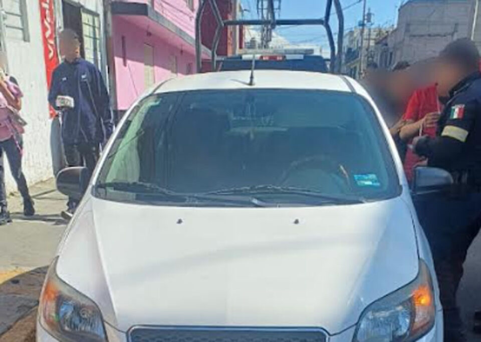 ASEGURAN VEHÍCULO PROBABLEMENTE UTILIZADO EN UN ROBO CON VIOLENCIA