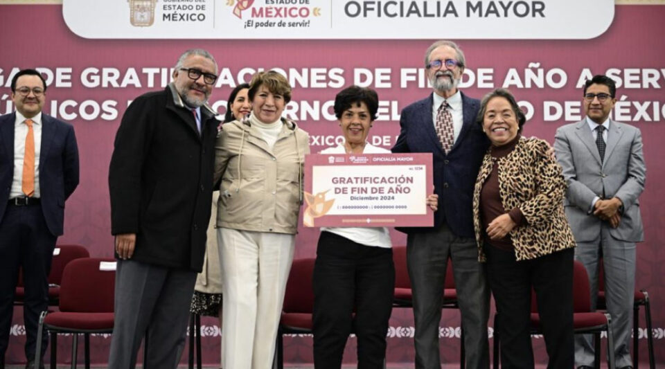 RECONOCE DELFINA GÓMEZ A MÁS DE 20 MIL SERVIDORES PÚBLICOS DEL EDOMÉX