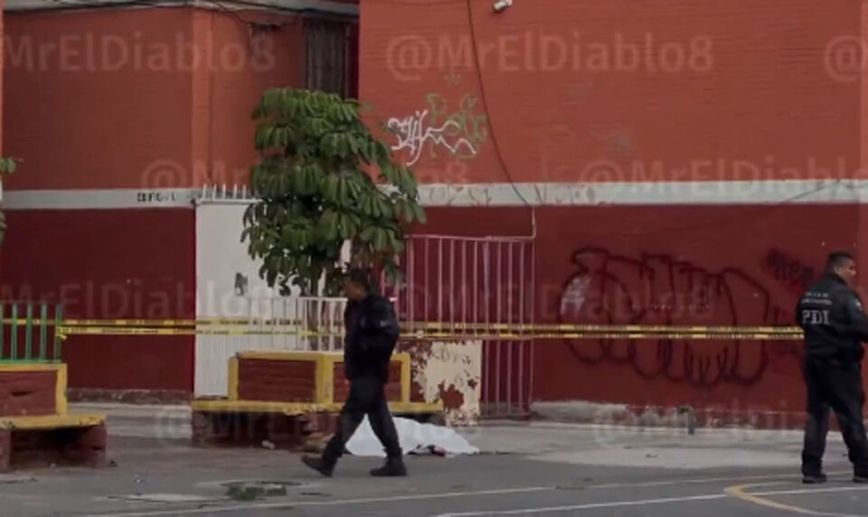 MATAN A HOMBRE A APUÑALADAS EN IZTAPALAPA 2