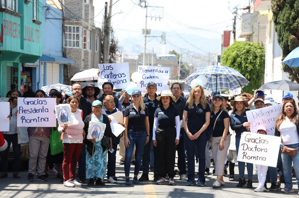 ENTREGA HUIXQUILUCAN PUPITRES A ESCUELAS DE LAS CANTERAS