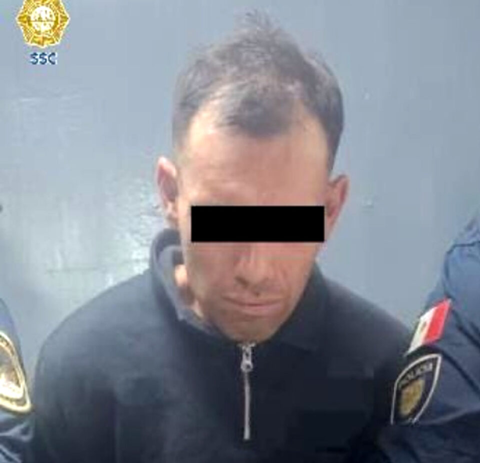 golpeó a una mujer en azcapotzalco