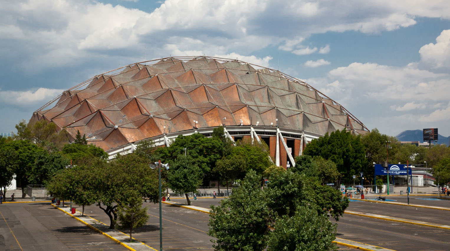 palacio de los deportes concierto quevedo