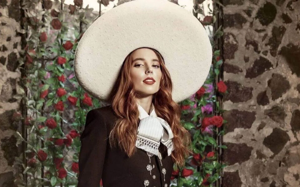 majo aguilar cantará himno nacional