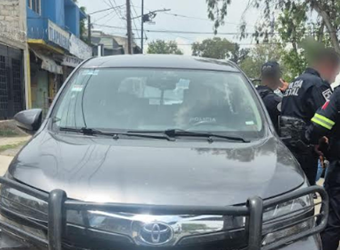 Aseguran vehículo presuntamente relacionado con un robo en Ecatepec