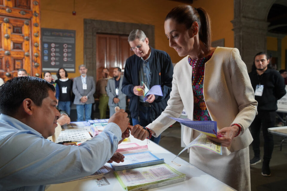 democracia-claudia-sheinbaumm