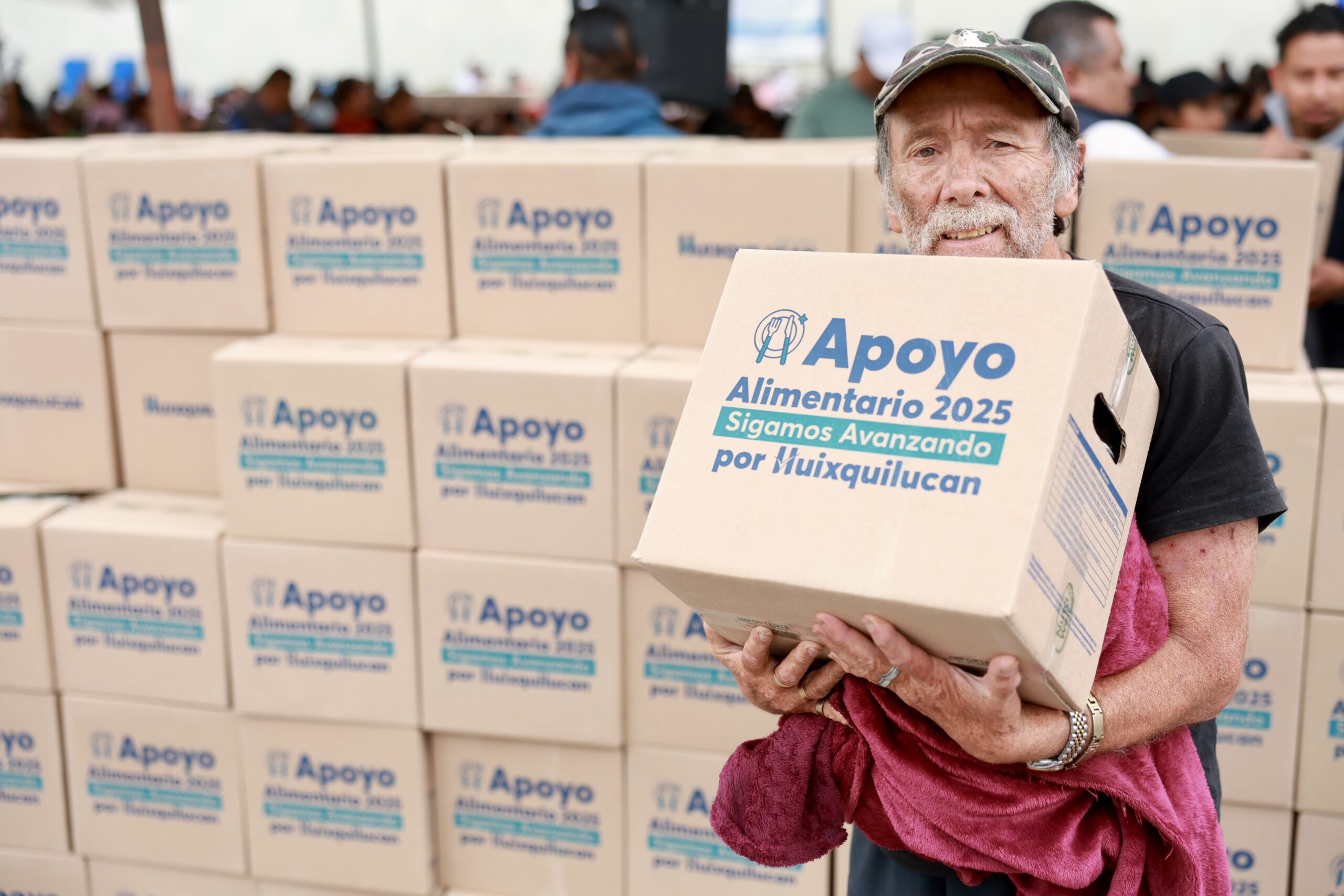 Entregan despensas Huixquilucan 