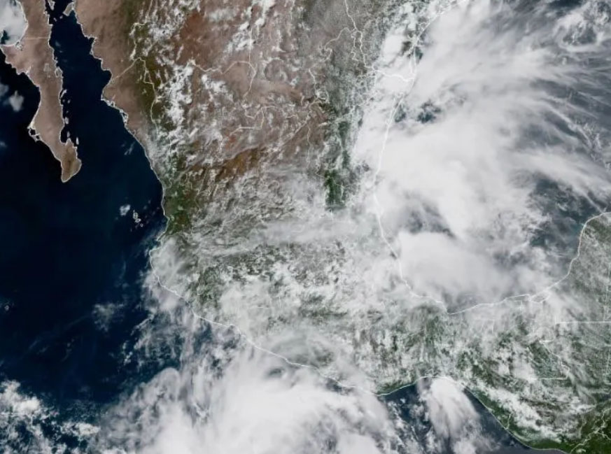‘Flossie’ y ‘Barry’ amenazan a México con lluvias intensas en varios estados