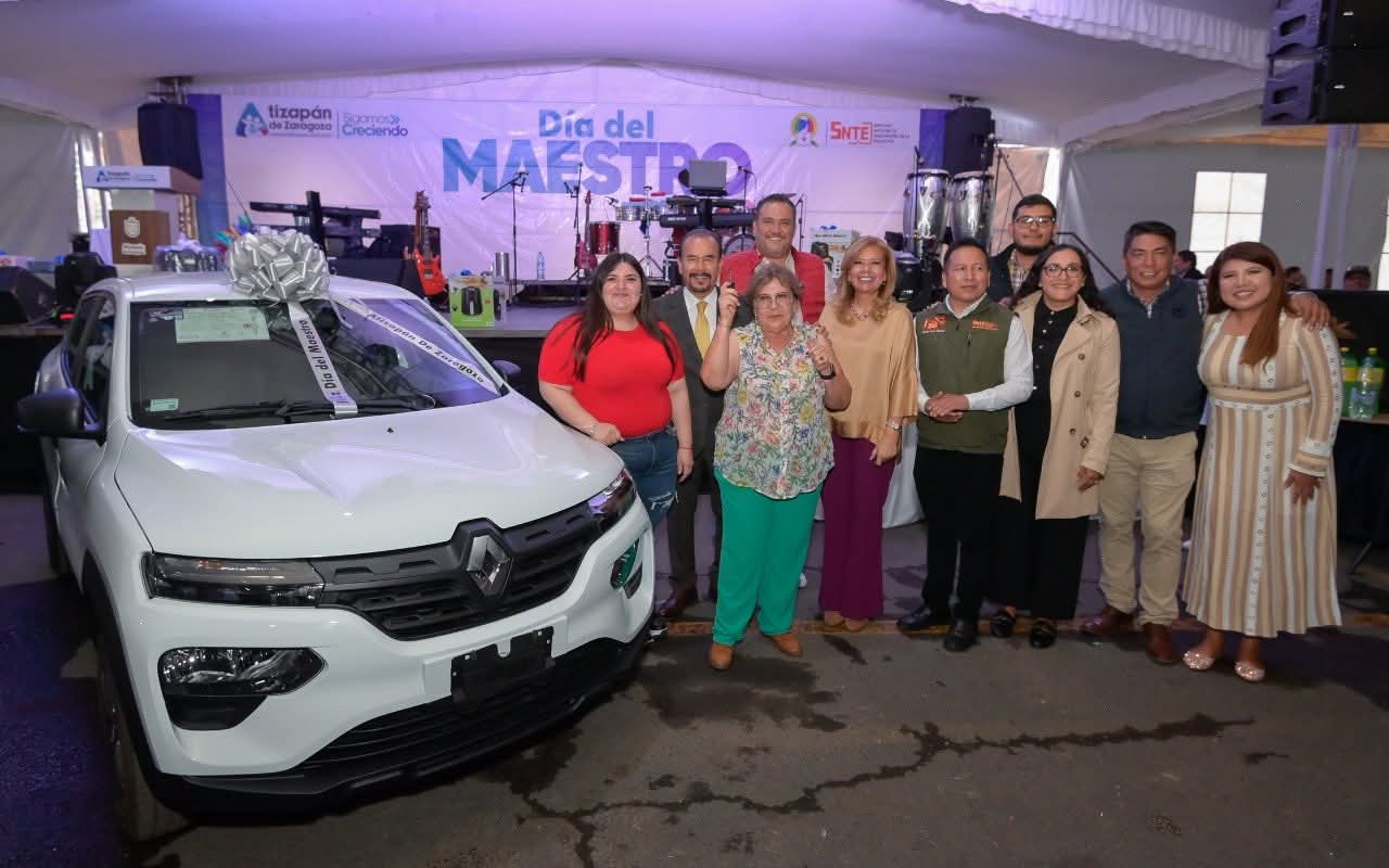 pedro rodríguez atizapán dia del maestro