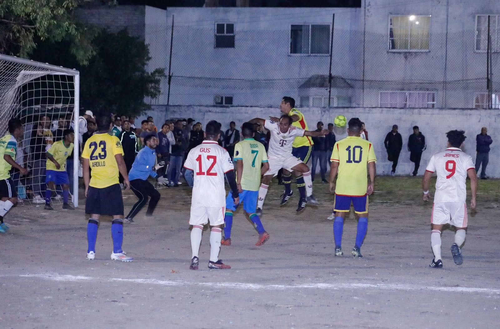 XXXV Aniversario del Torneo de Fútbol Nocturno 2025 de San Juan Totoltepec isaac montoya 