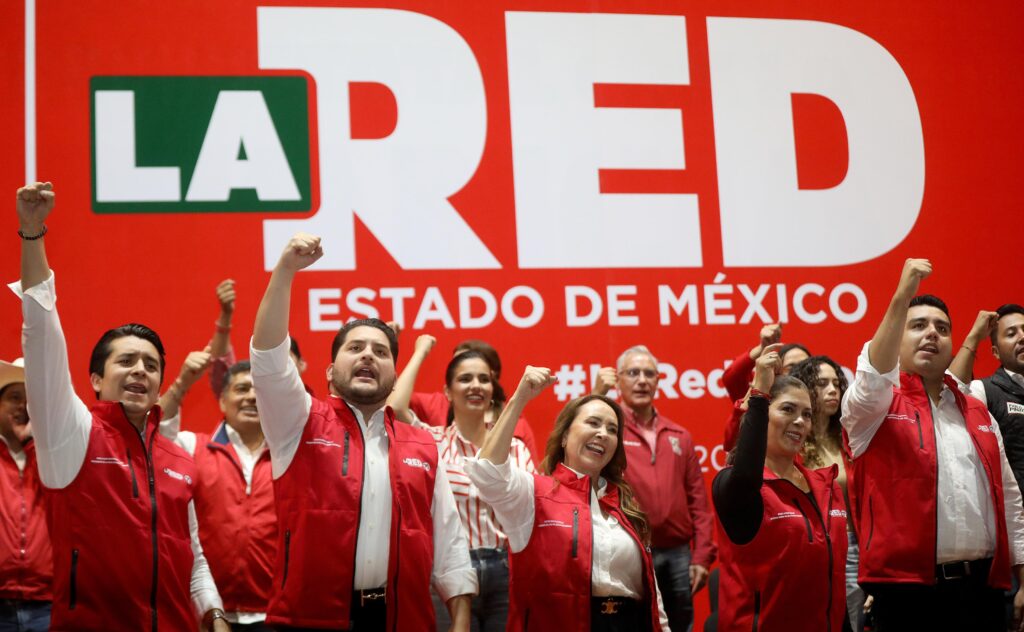 Tomó protesta la nueva dirigencia de la "Red Jóvenes x México"