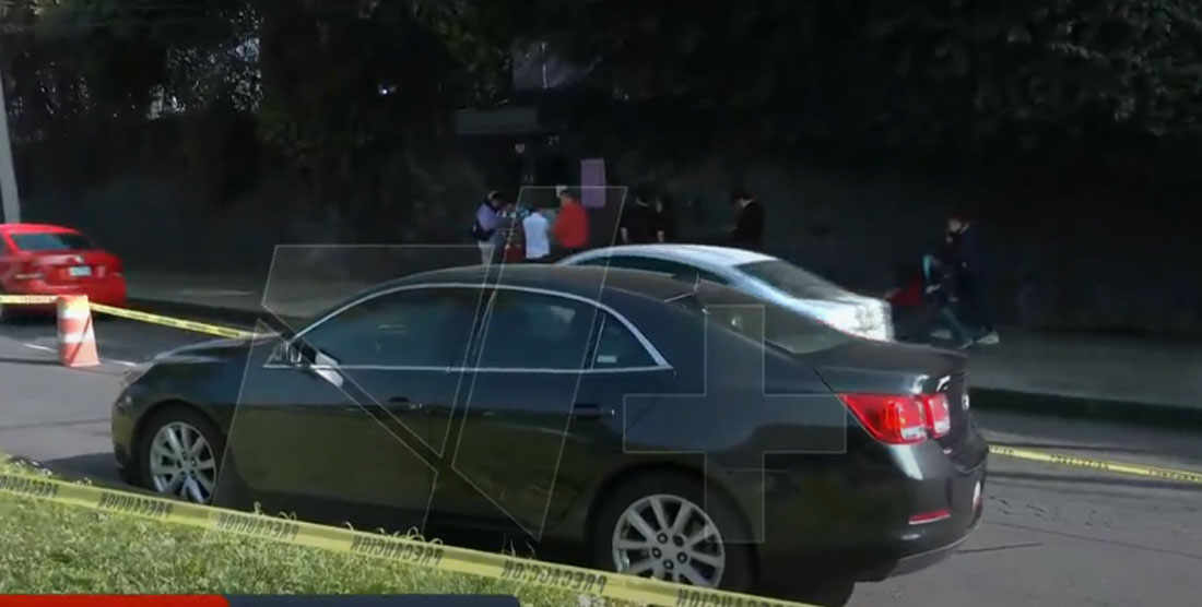 Hombre fallece dentro de su vehículo en Periférico Sur, CDMX