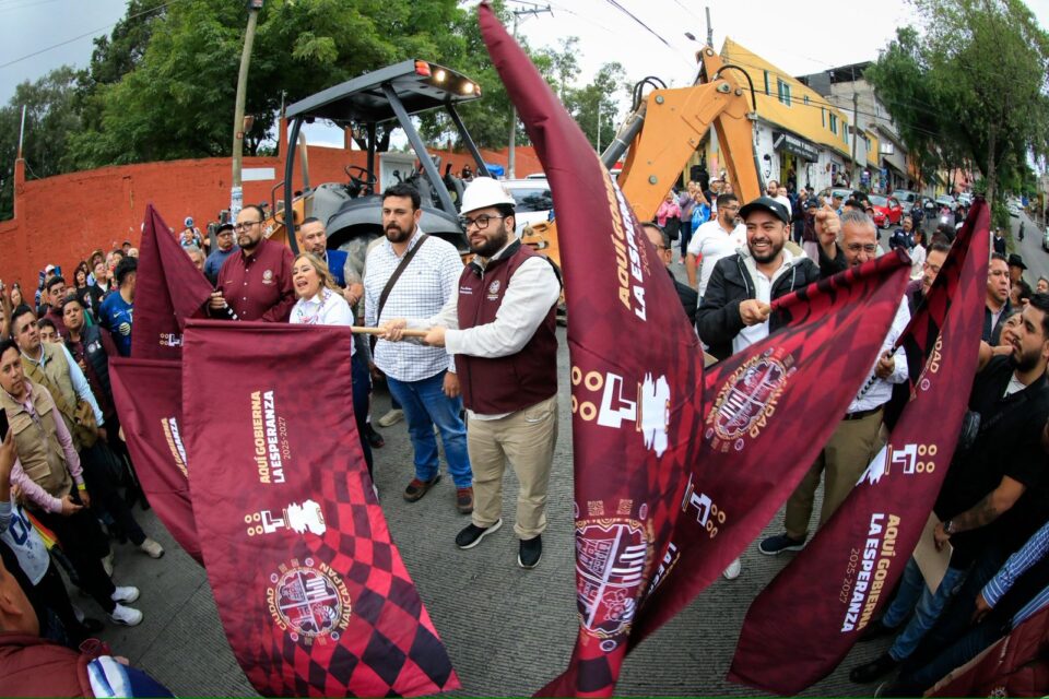 Isaac Montoya da banderazo a obra de rehabilitación integral en la colonia La Mancha I, Naucalpan