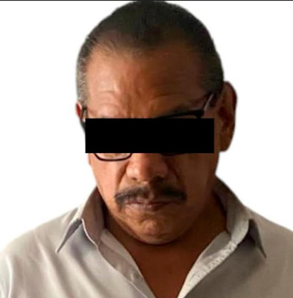 Porcesan a presunto extorsionador en Edomex