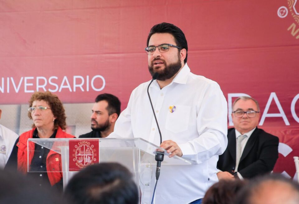 Alcalde Isaac Montoya encabeza festejos por el 151 aniversario de Naucalpan
