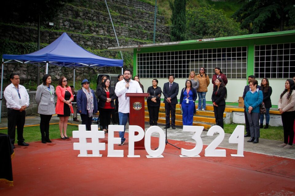 Gobierno de Isaac Montoya prioriza la educación en regreso a clases