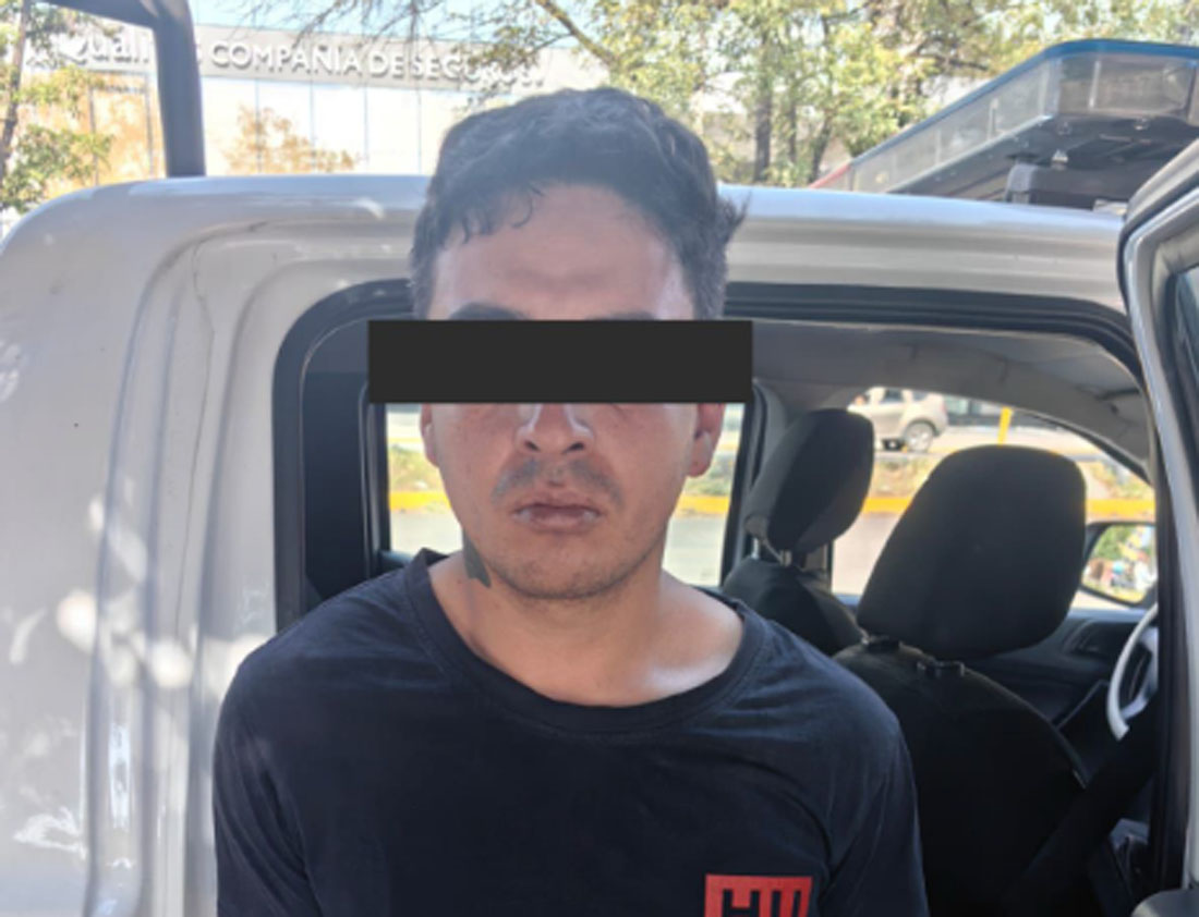 Guardia Municipal de Naucalpan detiene a presunto asaltante en tienda departamental