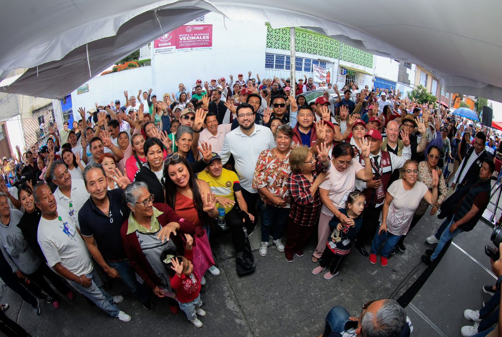 Isaac Montoya implementa REMUS, sistema de alarmas vecinales en Naucalpan