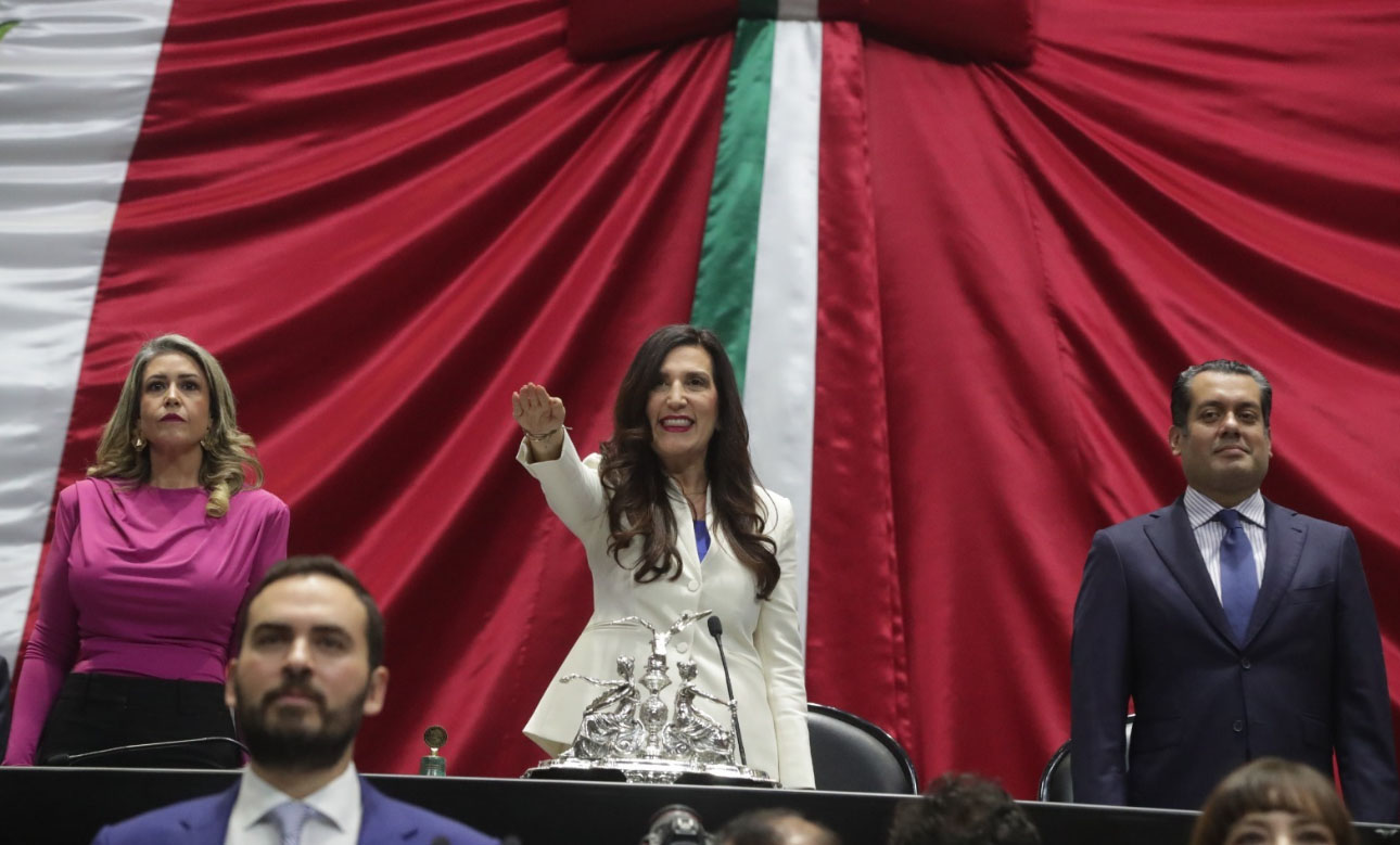 Kenia López Rabadán asume presidencia de la Mesa Directiva en la Cámara de Diputados