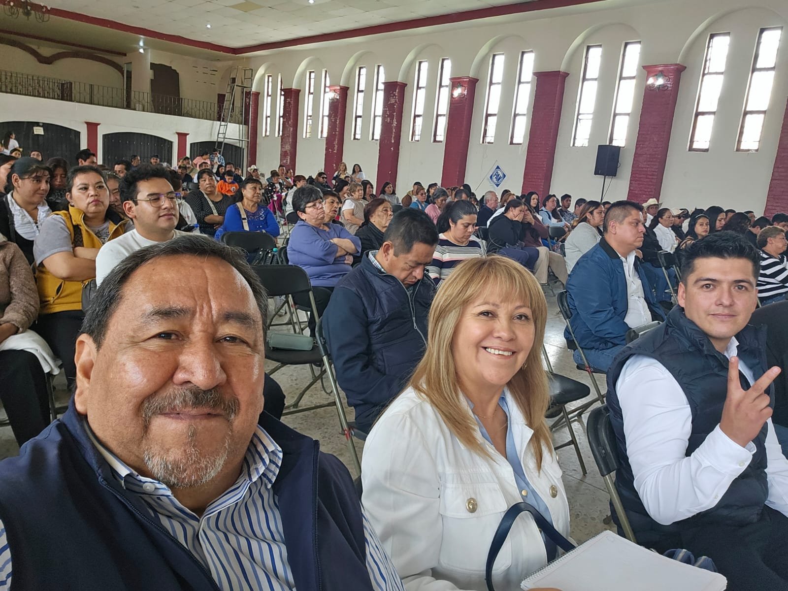 Mario Arana y Ángeles Dávila muestran el músculo en Nicolás Romero