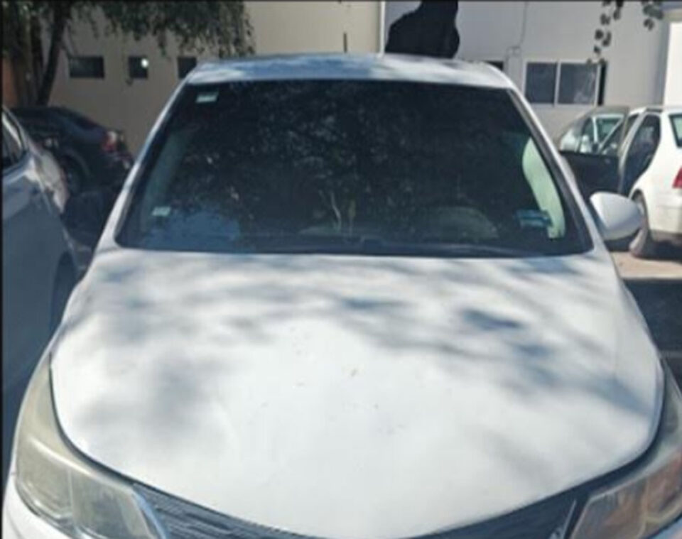 Aseguran automóvil presuntamente vinculado con un homicidio en Ixtapaluca