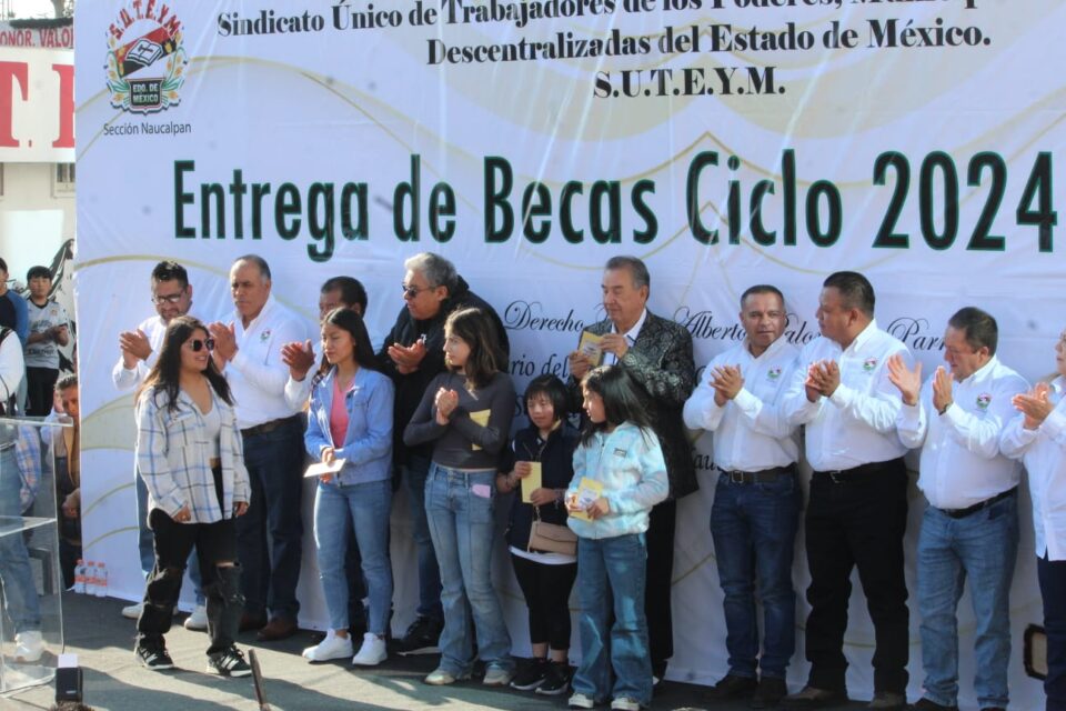 Entregan Becas Escolares a hijos de Trabajadores del SUTEyM Naucalpan