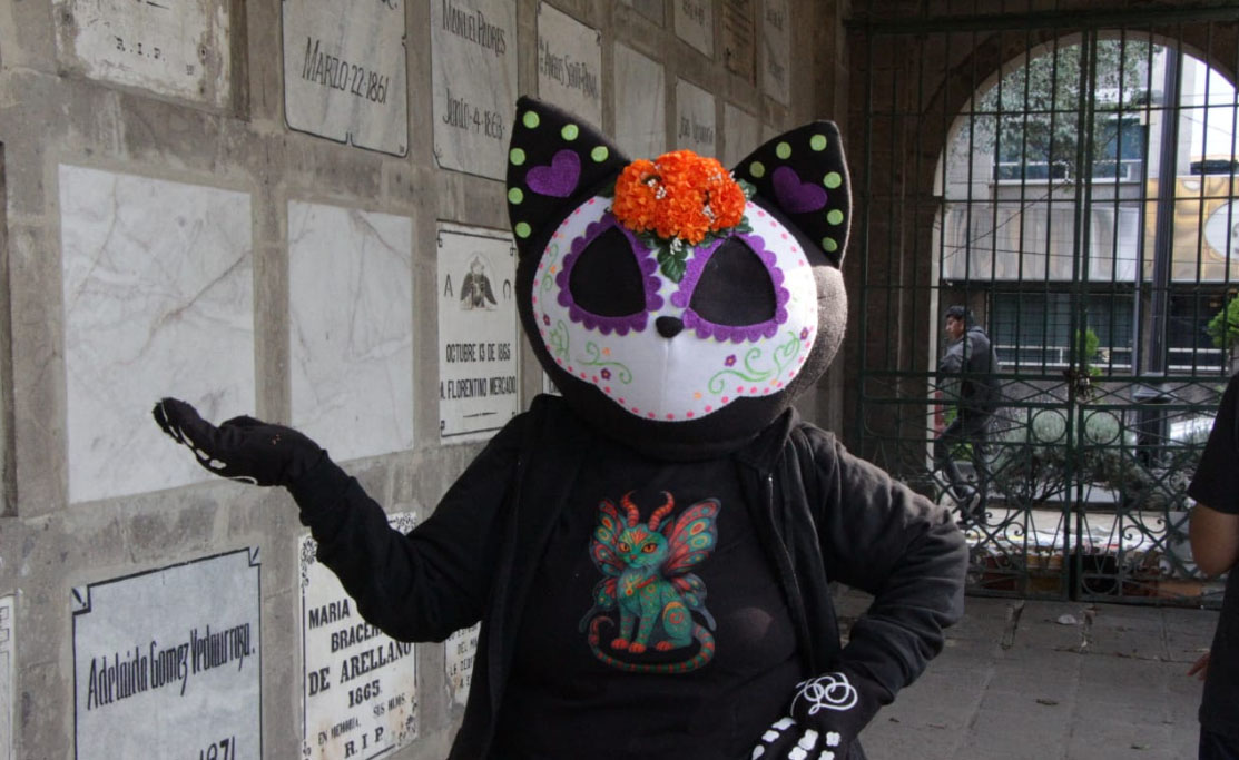 Cierra con éxito el Festival “Gatotitlán” en el Panteón San Fernando