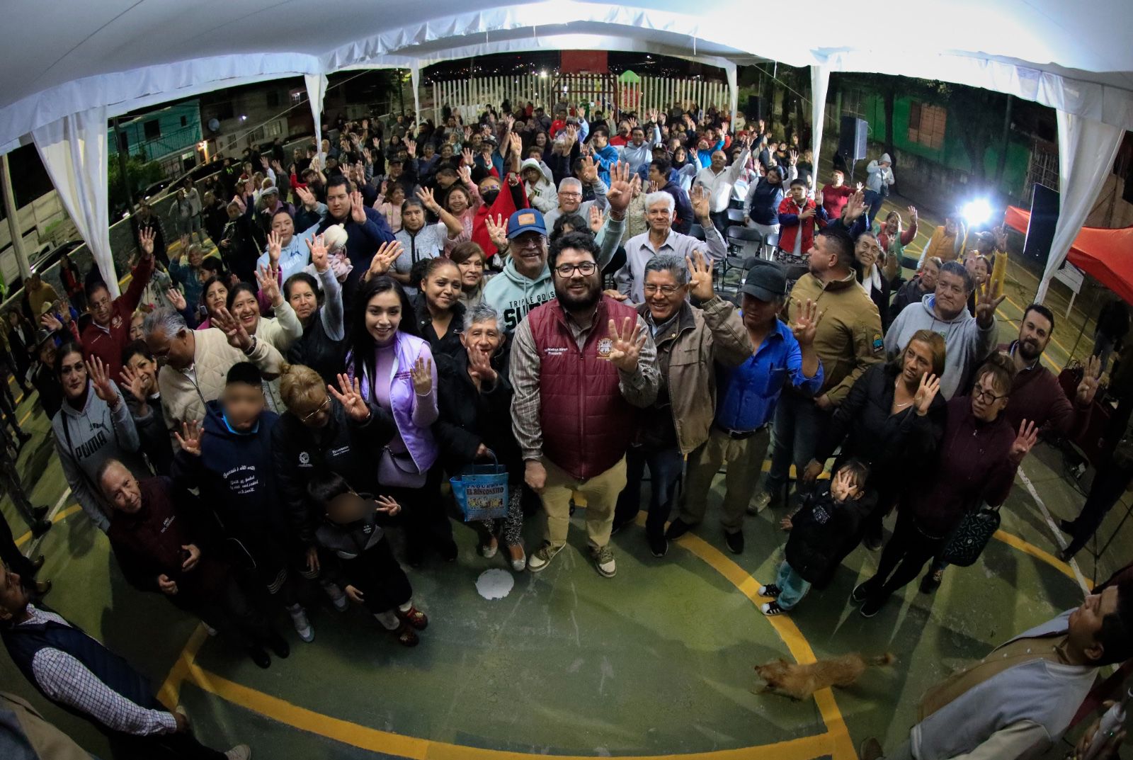 issac-montoya-entrega-la-renovacion-del-parque-oyamel-en-naucalpan