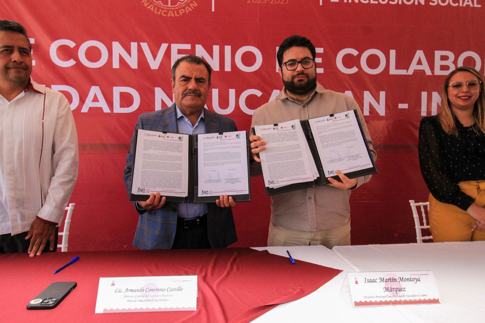 Naucalpan y el INEA firman convenio de colaboración para combatir el rezago educativo