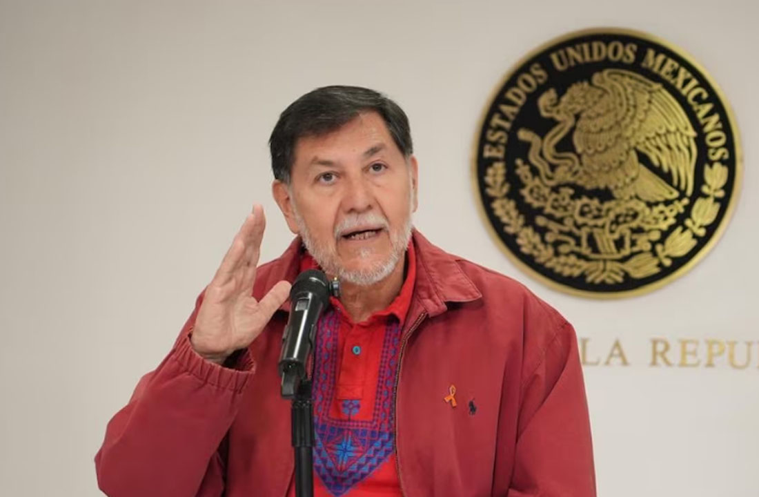 Periodistas dejan solo a Fernández Noroña en conferencia: acusa campaña mediática en su contra