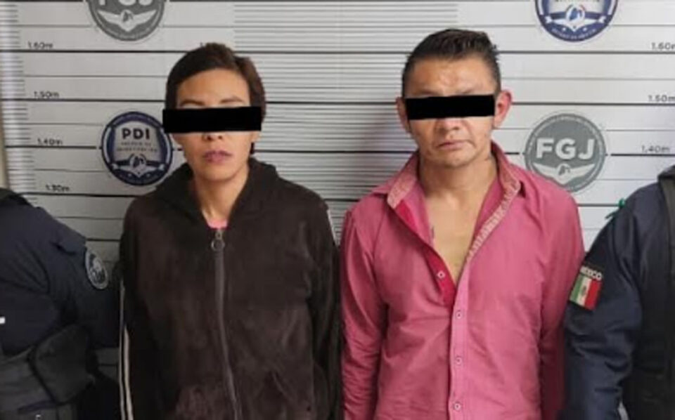 Aseguran a dos por portación de arma de fuego en Valle de Chalco