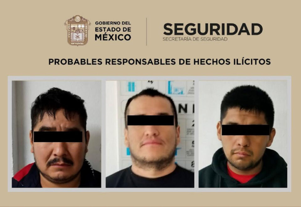 Detienen a tres presuntos narcomenudistas en el Edomex