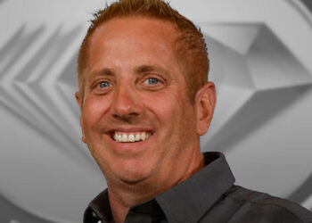 Greg Biffle, ex piloto de NASCAR, muere en accidente de avión en Carolina del Norte