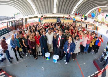 Naucalpan mejora 52 escuelas y beneficia a 20 mil estudiantes