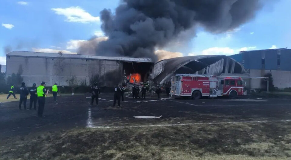 se-desploma-avioneta-cerca-del-aeropuerto-internacional-de-toluca