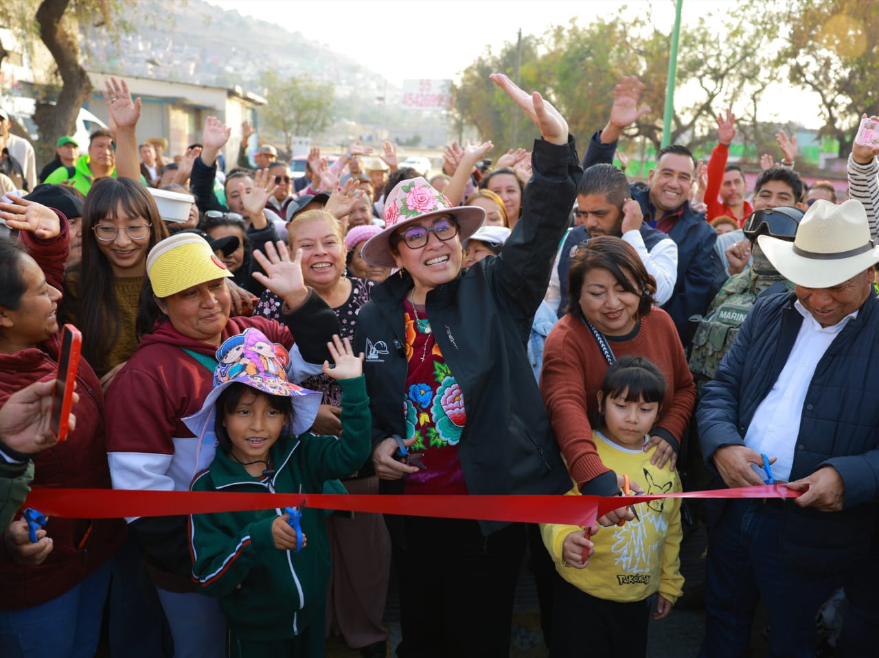 Ecatepec refuerza pavimentación de vialidades prioritarias