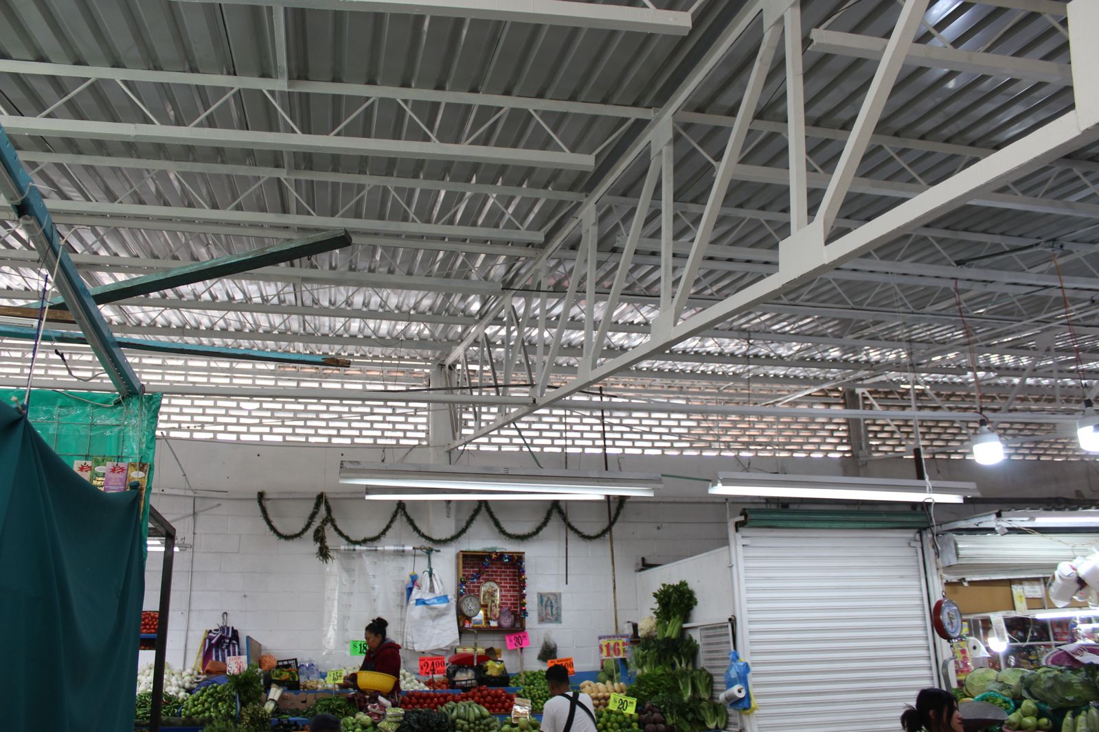 Gobierno de Naucalpan avanza en la rehabilitación integral del Mercado El Molinito