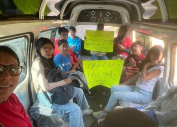 Jóvenes de Jilotzingo agradecen a Erick Beller su apoyo para participar en Encuentro Diocesano para Adolescentes